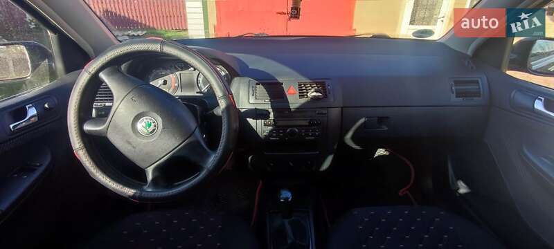 Универсал Skoda Fabia 2004 в Маньковке