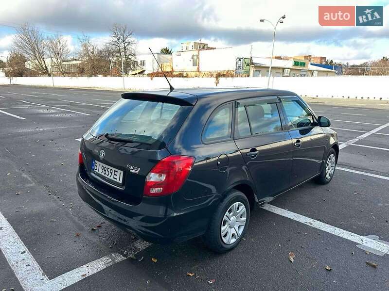 Универсал Skoda Fabia 2010 в Полтаве фото Универсал Skoda Fabia 2010 в Полтаве