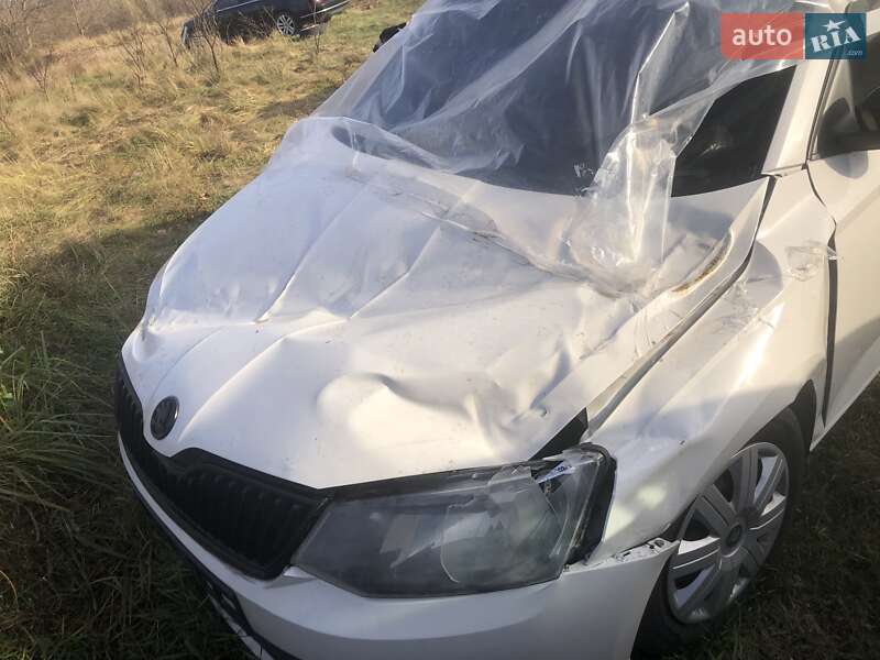 Хэтчбек Skoda Fabia 2015 в Белой Церкви фото Хэтчбек Skoda Fabia 2015 в Белой Церкви