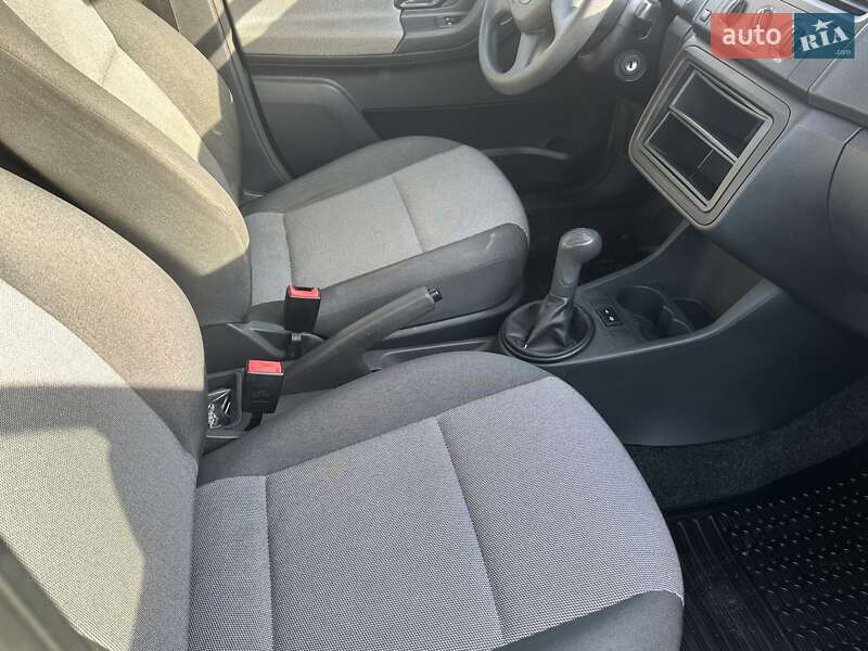 Хэтчбек Skoda Fabia 2011 в Киеве фото 21 Хэтчбек Skoda Fabia 2011 в Киеве