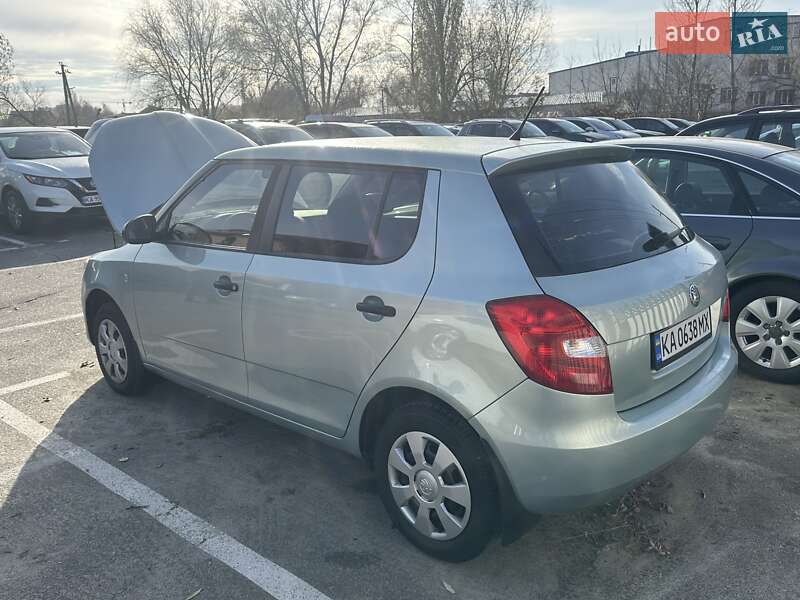 Хэтчбек Skoda Fabia 2011 в Киеве фото 27 Хэтчбек Skoda Fabia 2011 в Киеве