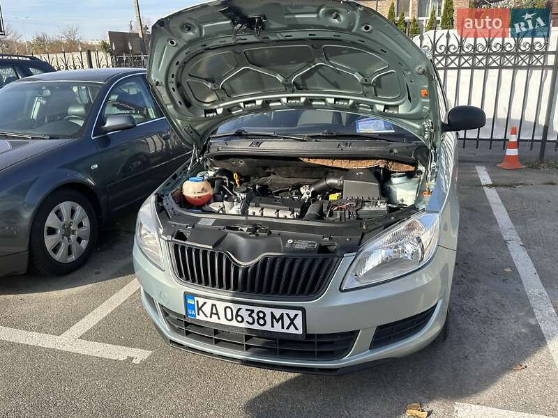 Хэтчбек Skoda Fabia 2011 в Киеве фото 29 Хэтчбек Skoda Fabia 2011 в Киеве