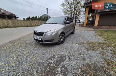Хетчбек Skoda Fabia 2008 в Рівному