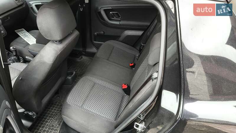Хэтчбек Skoda Fabia 2011 в Дубно фото 13 Хэтчбек Skoda Fabia 2011 в Дубно