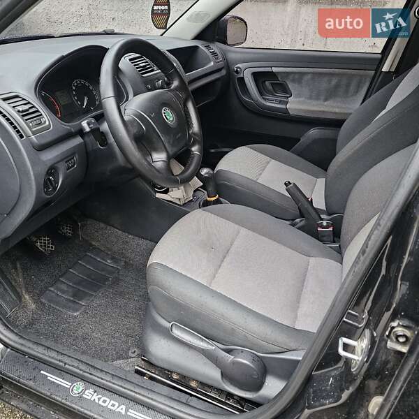 Универсал Skoda Fabia 2009 в Киеве фото 5 Универсал Skoda Fabia 2009 в Киеве
