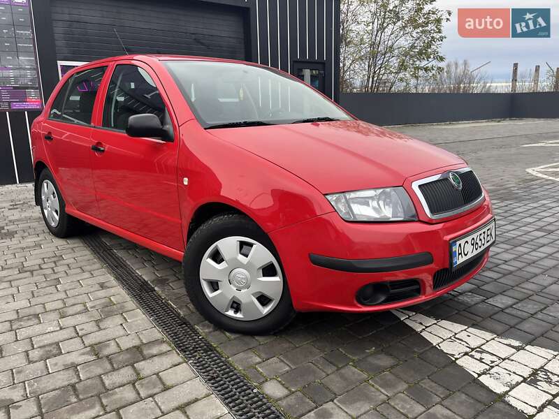 Хэтчбек Skoda Fabia 2006 в Ровно