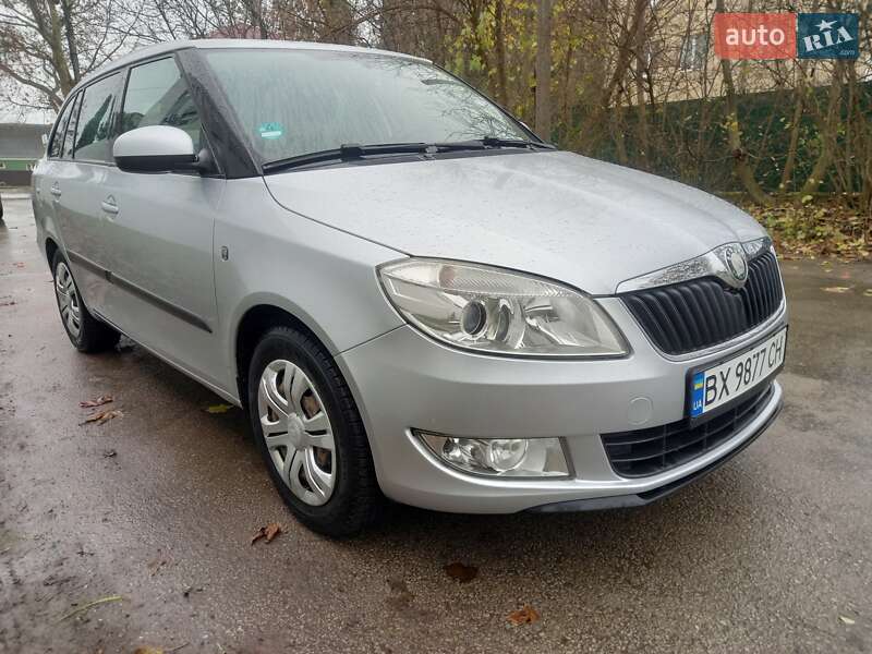 Універсал Skoda Fabia 2010 в Кам'янець-Подільському