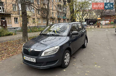 Хэтчбек Skoda Fabia 2011 в Киеве