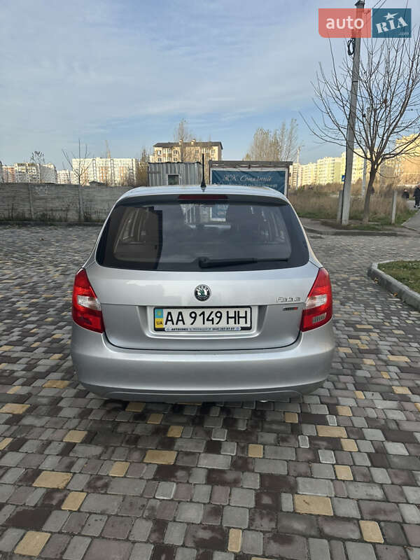 Универсал Skoda Fabia 2012 в Киеве