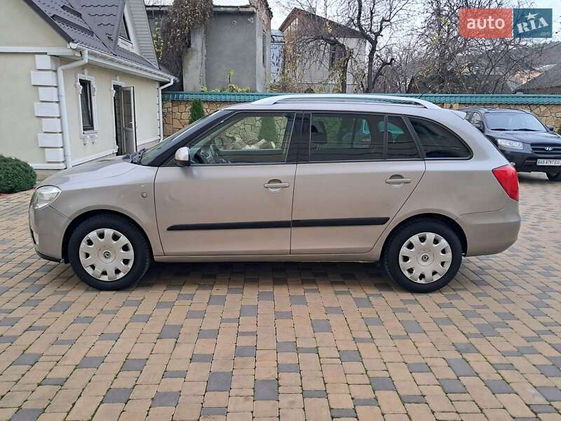 Универсал Skoda Fabia 2009 в Могилев-Подольске