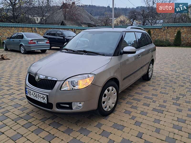 Универсал Skoda Fabia 2009 в Могилев-Подольске