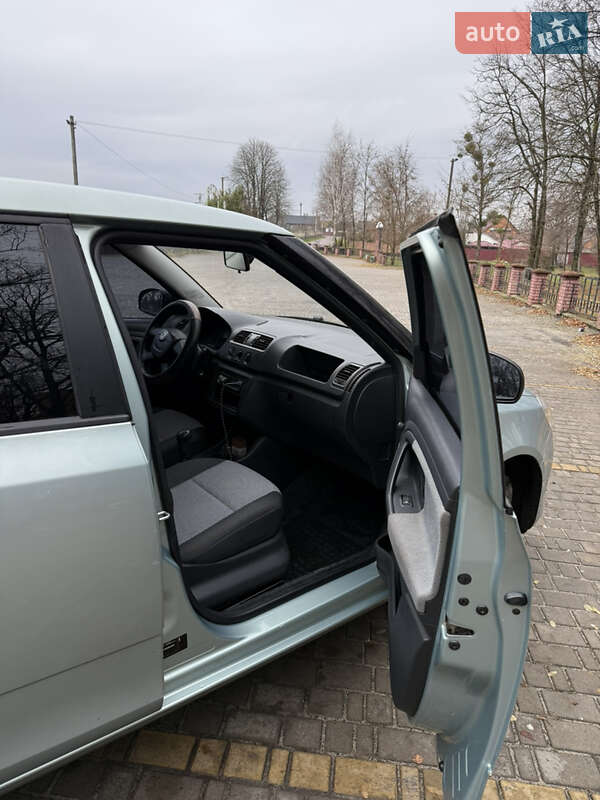 Хэтчбек Skoda Fabia 2012 в Владимирце фото 9 Хэтчбек Skoda Fabia 2012 в Владимирце