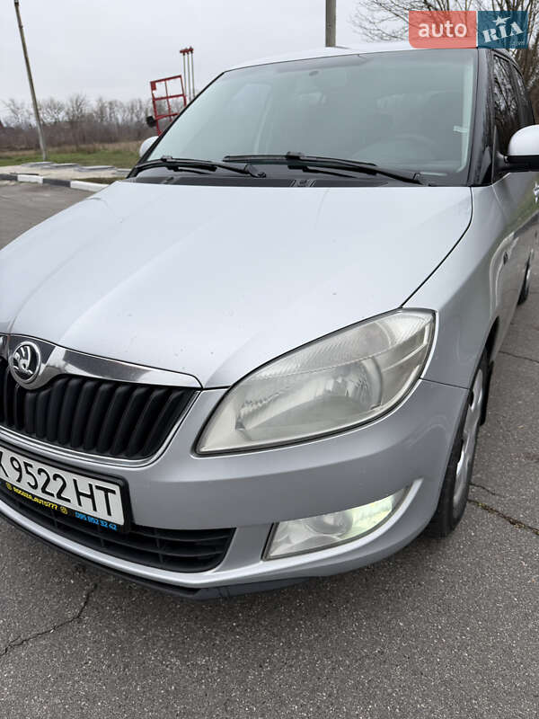 Універсал Skoda Fabia 2015 в Новій Водолагі