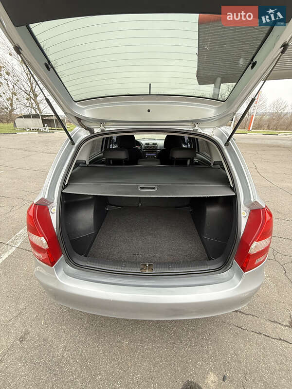 Універсал Skoda Fabia 2015 в Новій Водолагі