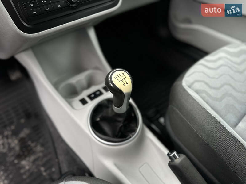 Универсал Skoda Fabia 2008 в Виннице