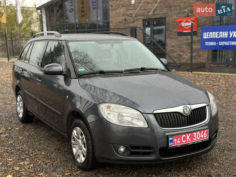 Універсал Skoda Fabia 2008 в Вінниці