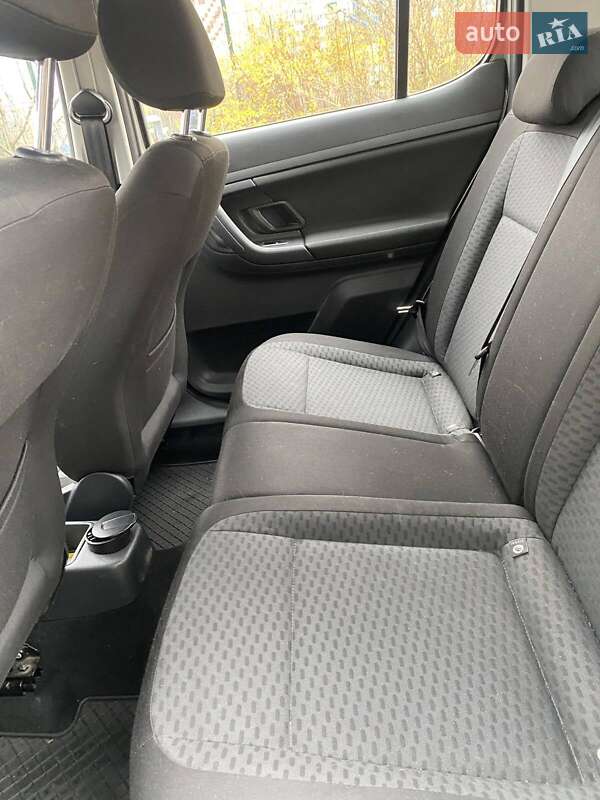 Хэтчбек Skoda Fabia 2015 в Киеве фото 4 Хэтчбек Skoda Fabia 2015 в Киеве