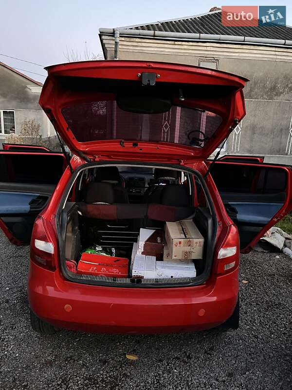 Хэтчбек Skoda Fabia 2007 в Винниках