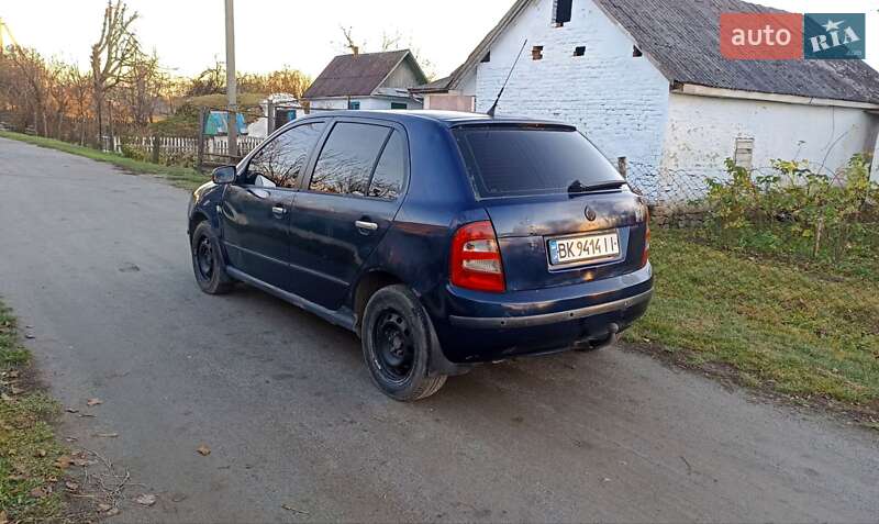 Хетчбек Skoda Fabia 2002 в Кореці
