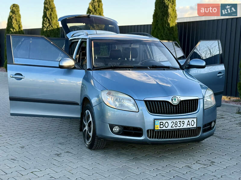 Универсал Skoda Fabia 2009 в Тернополе