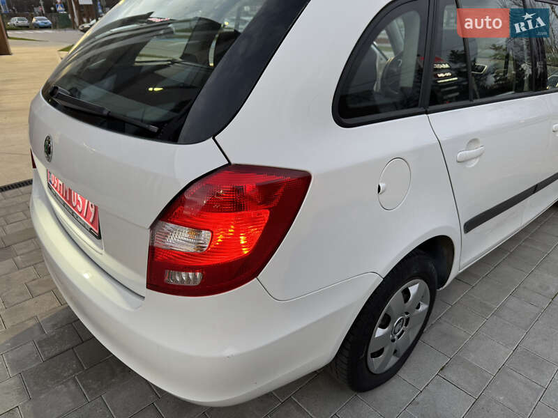 Универсал Skoda Fabia 2009 в Луцке