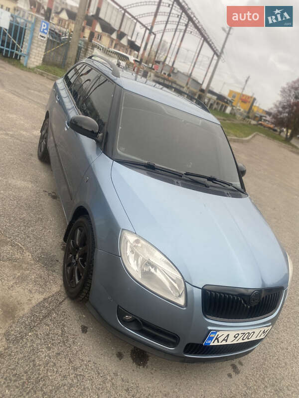 Універсал Skoda Fabia 2008 в Черкасах