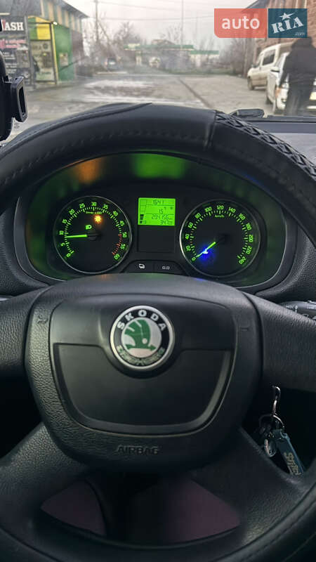 Хэтчбек Skoda Fabia 2010 в Лановцах фото 10 Хэтчбек Skoda Fabia 2010 в Лановцах