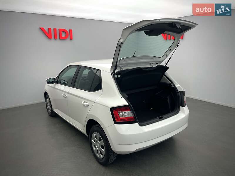 Хэтчбек Skoda Fabia 2018 в Киеве