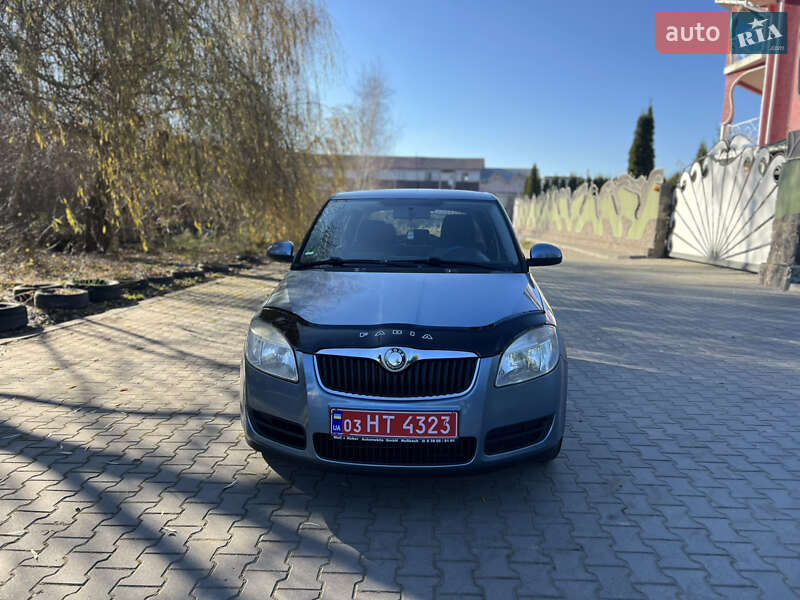 Хэтчбек Skoda Fabia 2009 в Хмельницком