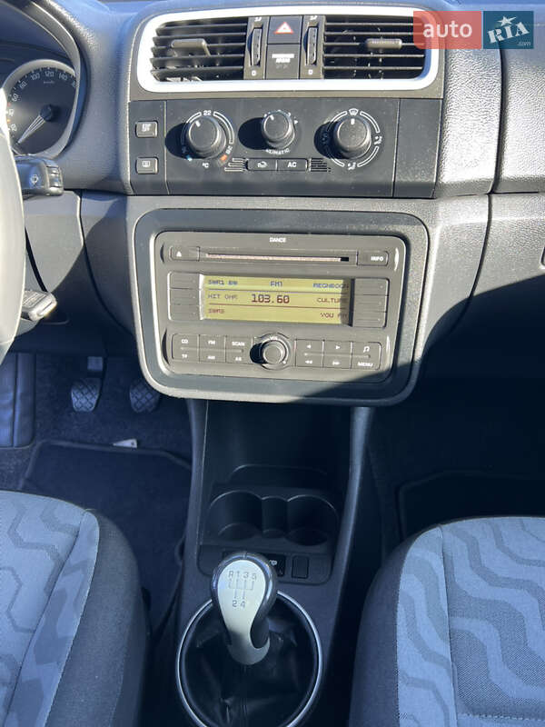 Хэтчбек Skoda Fabia 2009 в Хмельницком