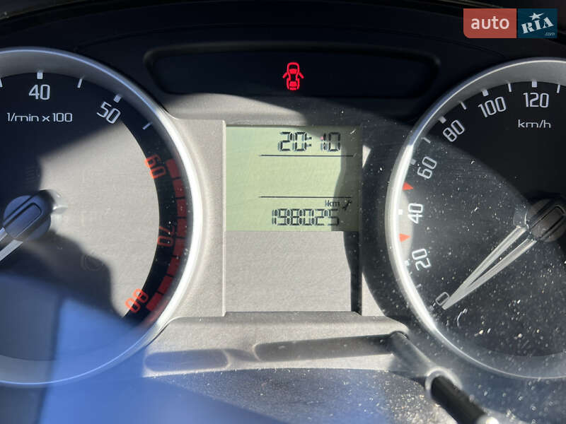 Хэтчбек Skoda Fabia 2009 в Хмельницком