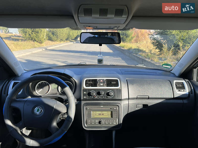 Хэтчбек Skoda Fabia 2009 в Хмельницком