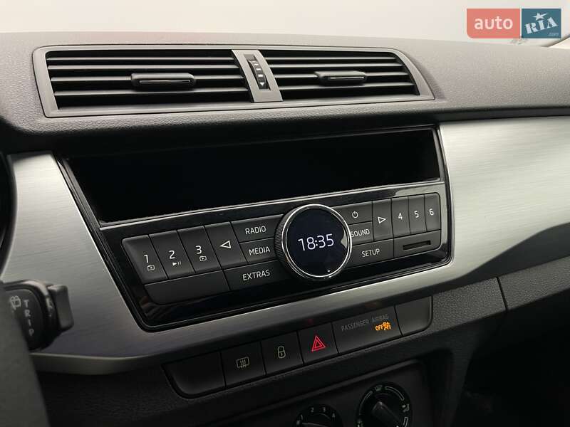 Хэтчбек Skoda Fabia 2018 в Киеве