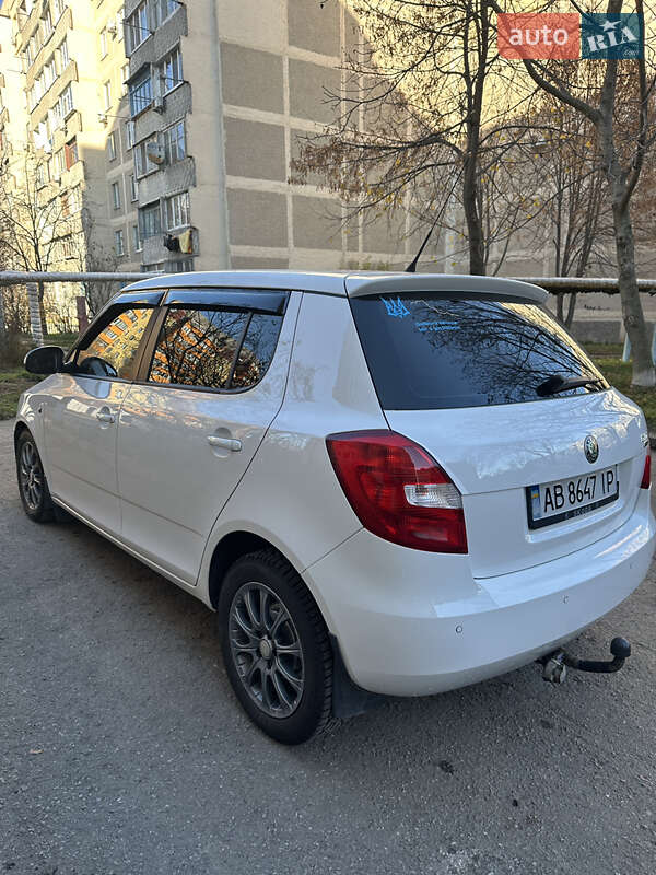 Хэтчбек Skoda Fabia 2010 в Виннице