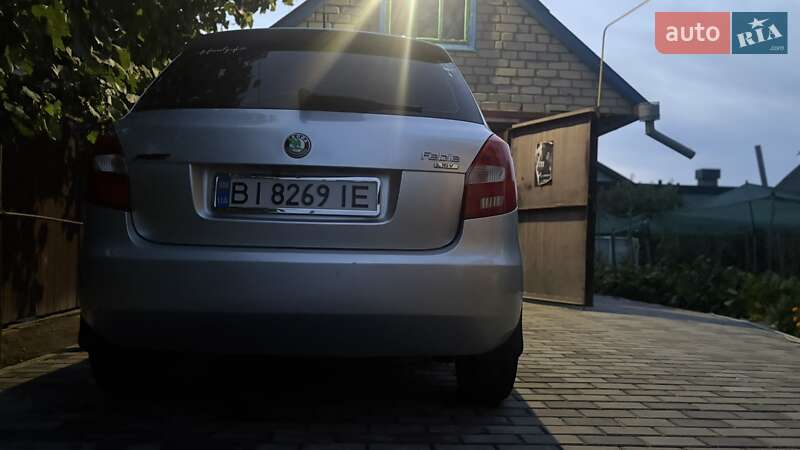 Хэтчбек Skoda Fabia 2008 в Лубнах фото 2 Хэтчбек Skoda Fabia 2008 в Лубнах