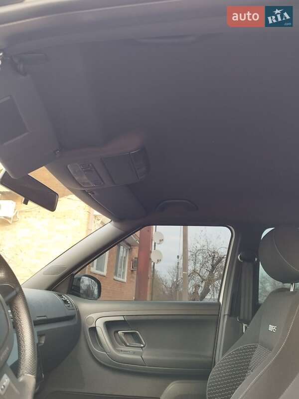 Хэтчбек Skoda Fabia 2012 в Теплике