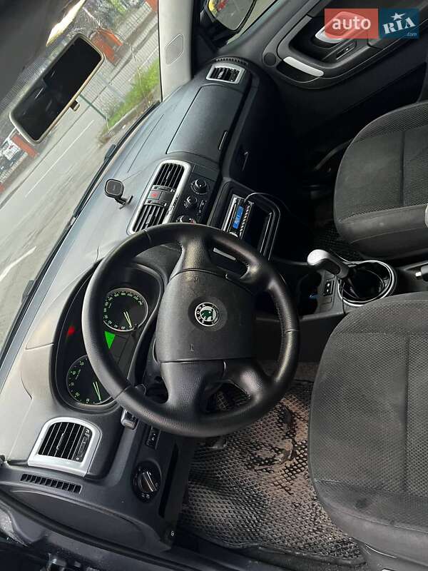 Хэтчбек Skoda Fabia 2007 в Киеве