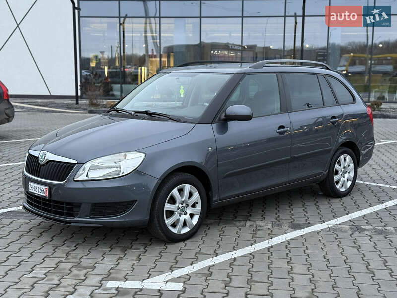 Универсал Skoda Fabia 2011 в Луцке