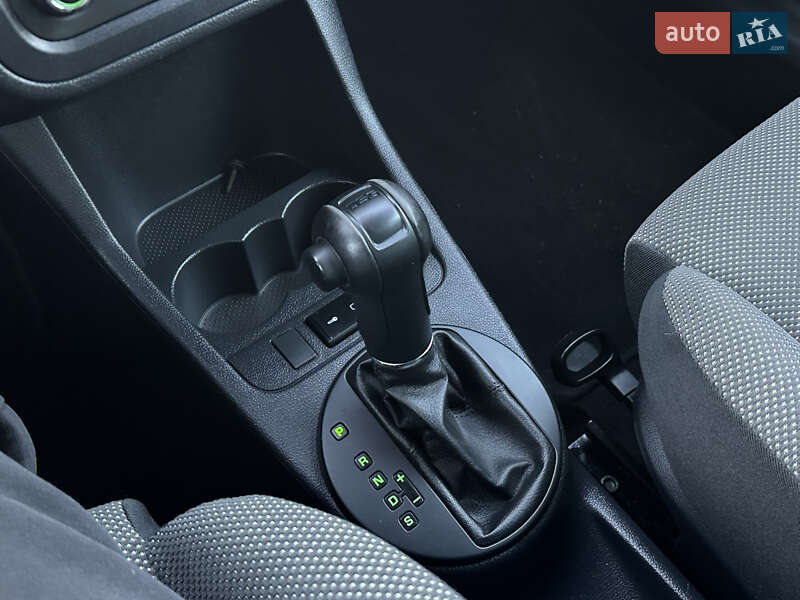 Хэтчбек Skoda Fabia 2013 в Луцке