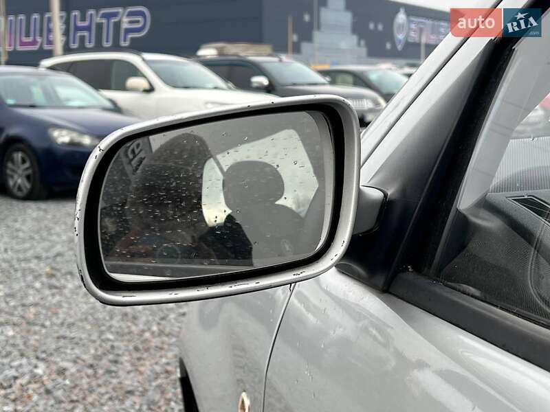 Хэтчбек Skoda Fabia 2006 в Львове