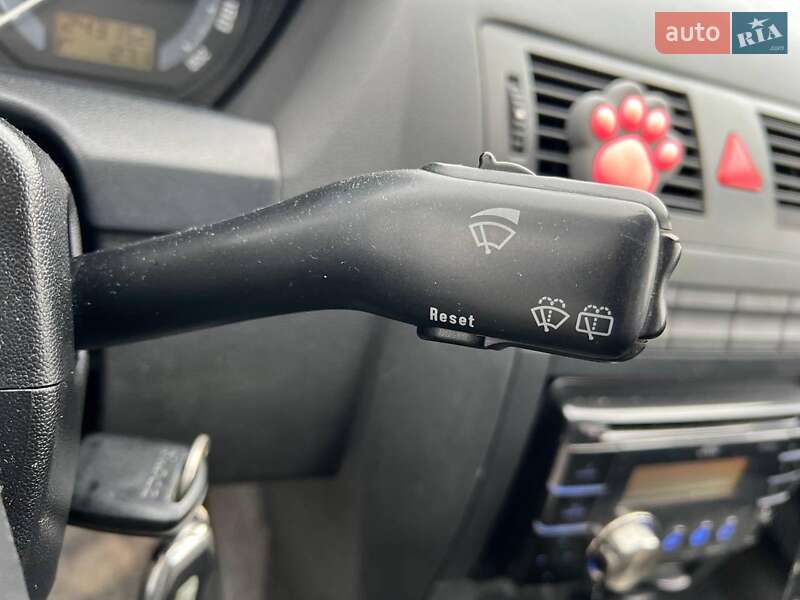 Хэтчбек Skoda Fabia 2006 в Львове