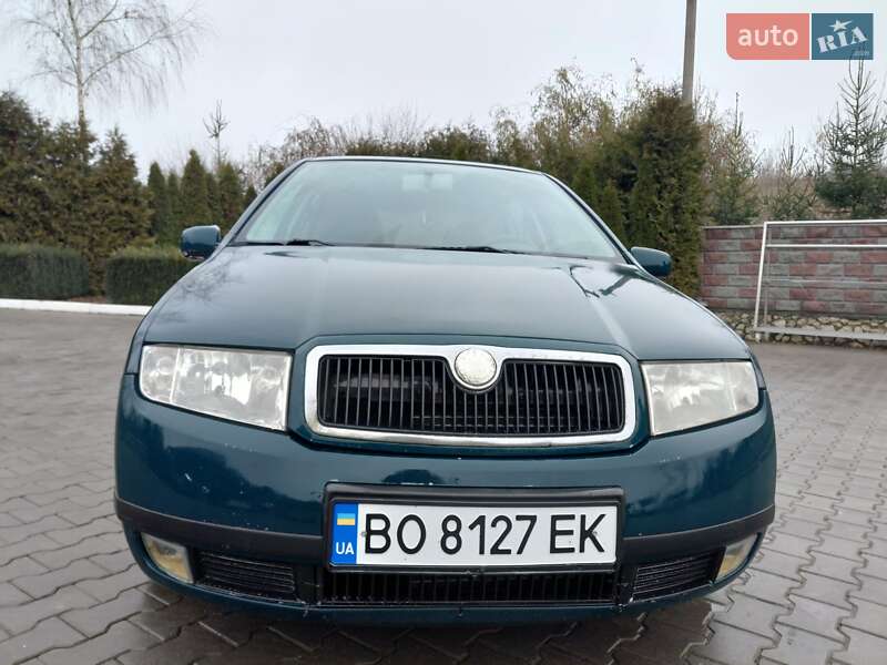Хэтчбек Skoda Fabia 2001 в Волочиске