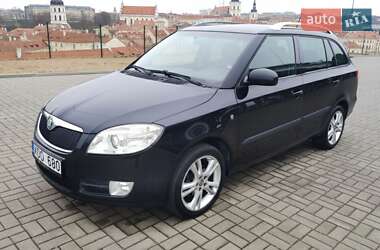Универсал Skoda Fabia 2009 в Житомире
