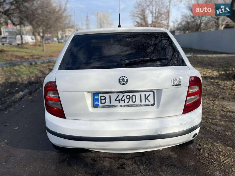 Хэтчбек Skoda Fabia 2000 в Полтаве фото 9 Хэтчбек Skoda Fabia 2000 в Полтаве