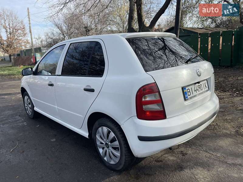 Хэтчбек Skoda Fabia 2000 в Полтаве фото 8 Хэтчбек Skoda Fabia 2000 в Полтаве