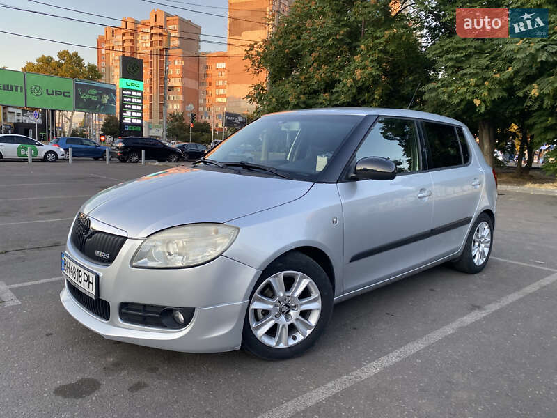 Хэтчбек Skoda Fabia 2007 в Одессе