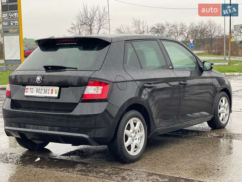 Хэтчбек Skoda Fabia 2016 в Ужгороде