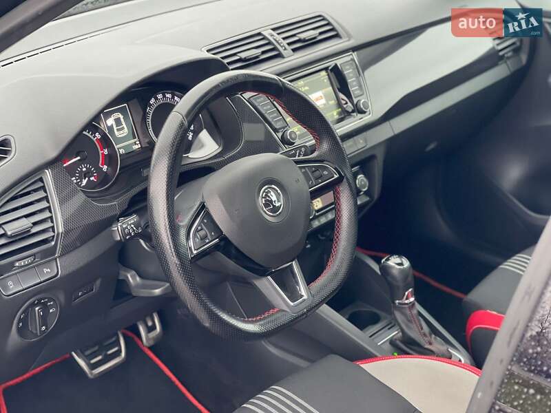 Хэтчбек Skoda Fabia 2016 в Ужгороде