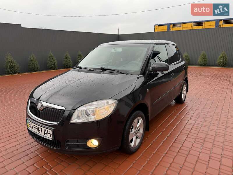Хэтчбек Skoda Fabia 2007 в Жашкове