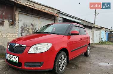 Хэтчбек Skoda Fabia 2008 в Вольногорске